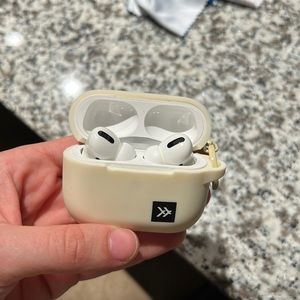 AirPod pros 2